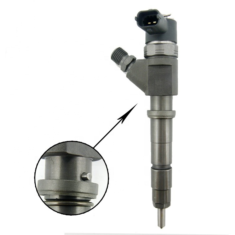 factory good price common rail assembly diesel fuel injector 0445120126 with nozzle DLLA135P1747 for MHI SK-125 Mitsubishi