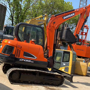 รถขุดขนาดเล็ก Doosan DX55 มือสองคุณภาพสูง พร้อมมอเตอร์ปั๊มเครื่องยนต์เกียร์บ็อกซ์เดิมๆ น้ำหนักใช้งาน 5 ตัน รับน้ำหนักได้ 6 ตัน รุ่นปี 2020 - Product Image 1