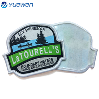 Patchs personnalisés de transfert de chaleur de broderie pour vêtements Patch de broderie de fer personnalisé sur les patchs de presse à chaud