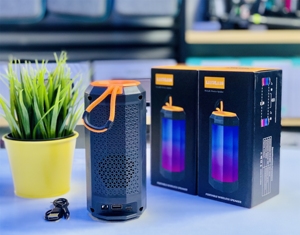 New Arrival RGB Led Light <strong>Speaker</strong> L117/L118 Wireless Bluetooth <strong>Speaker</strong> Cheap Price Portable <strong>Speaker</strong> - Product Image 2