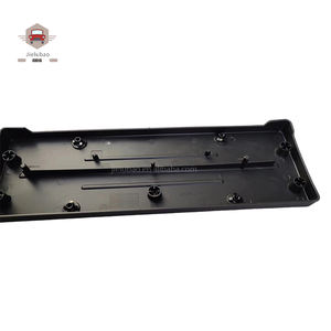 Vente en gros directe et Offre Spéciale de pièces de carrosserie de voitures Plaque d'immatriculation avant LR127597 pour Land <span class=keywords><strong>Rover</strong></span> - Product Image 4