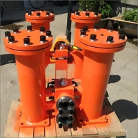 Filtre à paniers duplex pour équipement industriel, cuve sous pression en acier au carbone ou inox, conception verticale pour eau/huile
