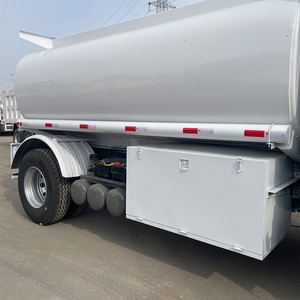 HOWO Camion-<span class=keywords><strong>citerne</strong></span> de carburant utilisé d'une capacité de 10000 <span class=keywords><strong>litres</strong></span>/Camion-<span class=keywords><strong>citerne</strong></span> de pétrole lourd 4X2 <span class=keywords><strong>Prix</strong></span> - Product Image 6