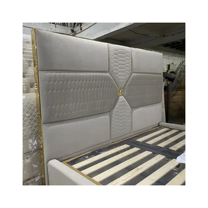 Letto Matrimoniale Italiano di Lusso in Legno Massello con Ampio Schermo per Camera da Letto Principale, Design Moderno, Capacità per <span class=keywords><strong>Due</strong></span> Persone, Arredamento per la Casa - Product Image 1