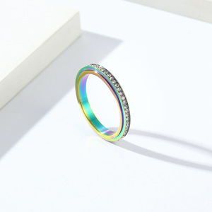 แหวนแฟชั่นสำหรับผู้หญิง แบบซ้อนได้ หมุนได้ ประดับเพชร สแตนเลสสตีล สีทอง สีดำ สีโรสโกลด์ ของขวัญ เครื่องประดับ - Product Image 4