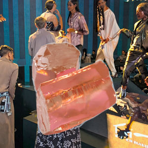 Zafiro sintético sin cortar para venta al por mayor, tratado térmicamente con efecto fuego para corte de gemas, color naranja - Product Image 2