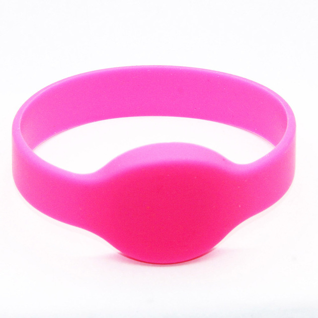 Cheap Custom 13.56MHz Adjustable Bracelet Programmable NFC Wrist Band Smart RFID Wristband