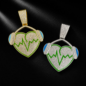 Collier tendance en alliage de zinc avec pendentif cœur et strass, chaîne argentée pour homme, bijoux hip-hop pour festival de musique - Product Image 6