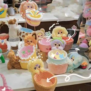 Auténtica Caja Sorpresa con Tres Cestas de Almacenamiento, Linda Figura de Muñeca, Coleccionable de Moda, Regalo de Cumpleaños, Mercancía - Product Image 1