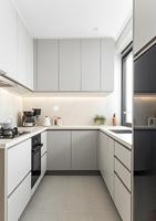 Armoire de cuisine murale moderne en chêne modulaire automatique luxueuse avec placard de rangement et garantie de 5 ans
