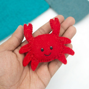 Adorno de cangrejo rojo de fieltro y lana cosido, móvil marino para bebé, llavero, juguete de aprendizaje para niños - Product Image 1
