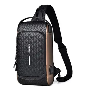 गर्म पुरुषों बैग अद्यतन मॉडल PU कंधे क्रॉसबॉडी स्पोर्ट्स स्लेंट फांसी छाती के बैकपैक उच्च गुणवत्ता वाले यूएसबी चोरी विरोधी छाती बैग