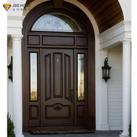 Porte en bois cintrée moderne et étanche sur mesure avec insert en verre pour usage extérieur d'hôtels et villas