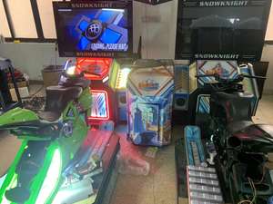 Simulatore di auto da corsa Arcade a gettoni per Console di gioco per giochi per interni immagine certificato CE 600W 7-10 giorni lavorativi - Product Image 5