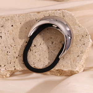 Accessori per capelli moda 2025 con design minimamente progettato per capelli 316L acciaio inossidabile 18K PVD in <span class=keywords><strong>oro</strong></span> orecchino a forma di luna molletta per capelli - Product Image 4