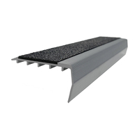 Nez de marche antidérapant en carborundum résistant à la corrosion, marches d'escalier en aluminium, bordure d'escalier en métal, nez de marche en métal arrondi