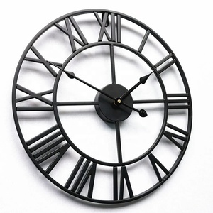 40/<span class=keywords><strong>47</strong></span>/60/80cm Horloge murale moderne 3D Large Retro Black Iron Round Hollow Metal Wall Clock Nordic Roman Numbers Clock Home Decor - Product Image 1