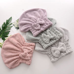 <span class=keywords><strong>Serviette</strong></span> <span class=keywords><strong>de</strong></span> <span class=keywords><strong>cheveux</strong></span> en <span class=keywords><strong>fibre</strong></span> <span class=keywords><strong>de</strong></span> <span class=keywords><strong>bambou</strong></span> charbon <span class=keywords><strong>de</strong></span> bois personnalisée, économique, écologique, hypoallergénique, séchage rapide, légère, absorbante et douce - Product Image 2