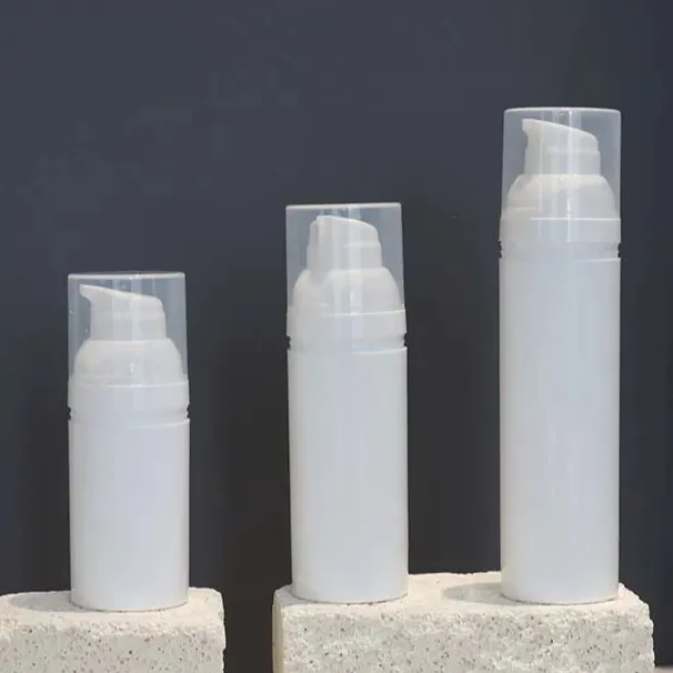 Yuyao工場価格環境にやさしい白い空のPPプラスチック化粧品包装15ml 30ml
