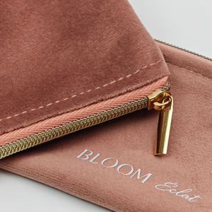 Pochette zippée personnalisée de luxe avec logo, sacs cosmétiques pour femmes, doublure en velours satiné, pochette zippée double couche - Product Image 3