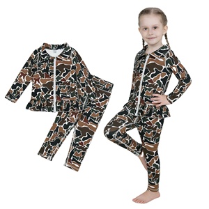 Conjunto Deportivo de 2 Piezas para Niñas Pequeñas, con Estampado de Camuflaje RTS, Chaqueta y Leggings para Yoga - Product Image 1