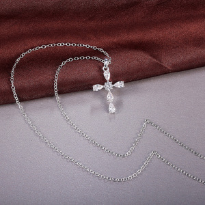 Collana con Pendente a Goccia in Cristallo con Incastonatura a Griffe per Donna, Gioielli Moda Stile Street - Product Image 4