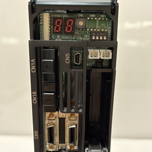 โมดูลอลูมิเนียม MDS-D2-SP-240 PLC ซีรีส์ MDS D2 ตัวขับมอเตอร์ AC มีสินค้าในสต็อก - Product Image 3