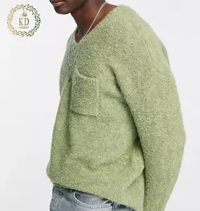 Produsen pakaian rajut KD dapat disesuaikan pola Logo Jacquard bordir jaket Jumper benang Boucle campuran wol saku sweter pria