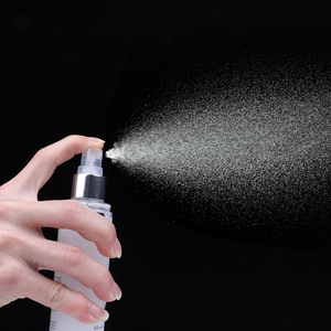 Vente en gros de perruque synthétique en kératine, <span class=keywords><strong>Spray</strong></span> de Protection thermique, démêlant liquide, après-shampoing brillant, <span class=keywords><strong>Spray</strong></span> de soie - Product Image 4