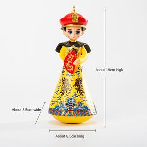 Série impériale Top Scholar Tumbler Ornements Artisanat en plastique Souvenirs pour les touristes de Pékin mettant en vedette l'empereur et la reine - Product Image 5