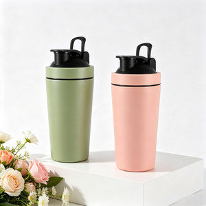 Bouteille <span class=keywords><strong>shaker</strong></span> de sport en acier inoxydable isolée de qualité supérieure, sans BPA, avec poignée, pour protéines et eau, vente en gros - Product Image 1