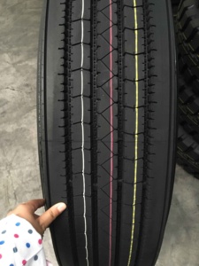 Neumático Radial TBR para Camión Ligero Sin Cámara 295/80R22.5 315/80R22.5 10.00R20 205/80R16 Sin Carga Útil para EE. UU. - Product Image 1