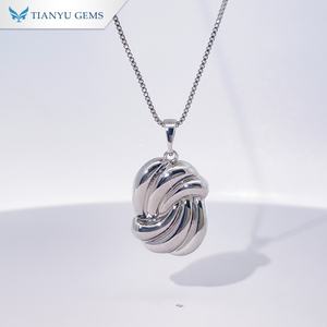 Collar con Colgante de Nudo Trenzado de Plata de Ley 925 de Tianyu Gems para Mujer, Joyería Elegante y Minimalista - Product Image 1