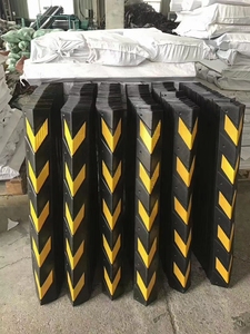 Protection d'angle murale en caoutchouc de haute qualité pour la sécurité routière, pare-chocs anti-collision jaune et noir réfléchissant - Product Image 4