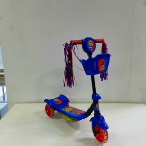 สกู๊ตเตอร์เด็ก สีเขียวมรกต 3 ล้อ พร้อมตะกร้า สำหรับเด็กอายุ 1-3 ปี - Product Image 4