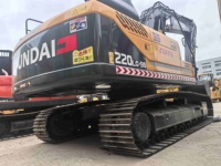 Excavatrice sur chenilles Hyundai R220, classe 20 tonnes, 99 % neuve, moteur Cummins et hydraulique Kawasaki, à vendre, prête à l'emploi