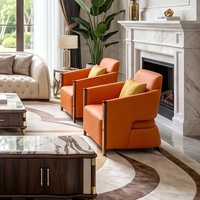 Ensemble de canapés modernes en cuir véritable sur mesure, modulaires capitonnés avec dossier coussin et pieds en bois, pour mobilier de salon de villa ou d'hôtel