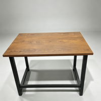 Escritorio de Oficina de Diseño Simple, Mesa de Computadora con Patas de Metal Negro, Escritorio Resistente para Laptop, Mueble de Estudio para el Hogar
