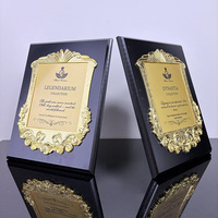 Récompenses en bois noires personnalisées de plaque de certification avec le MH-J0730 de plaque d'or
