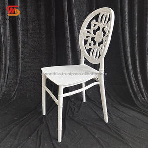 Chaise de mariage lisse, vente chaude, nouveau design, chaise en plastique de mariage avec dossier fleuri, chaise Chiavari - Product Image 2