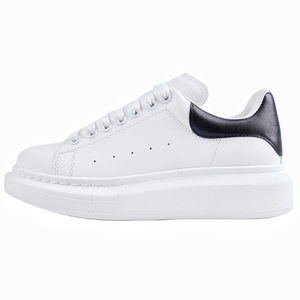 Suministro directo de fábrica, zapatillas blancas de cuero con cordones para hombre y mujer, zapatos de plataforma, deportivos casuales, en oferta. - Product Image 1