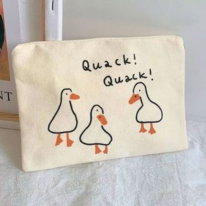 กระเป๋าเครื่องสำอางแบบกำหนดเอง ผ้าแคนวาส สำหรับเดินทาง กระเป๋าจัดระเบียบแบบมืออาชีพ ผ้าแคนวาส รับผลิตแบรนด์ส่วนตัว พร้อมสกรีนโลโก้ สำหรับกระเป๋าเครื่องสำอางเดินทาง - Product Image 6