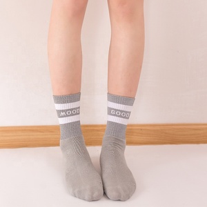 Công Nghệ Mới Chất Lượng Cao Tùy Chỉnh Chải Kỹ Bông Đêm Đi Xe Đạp Người Đàn Ông Thể Thao Phản Quang Vớ - Product Image 3