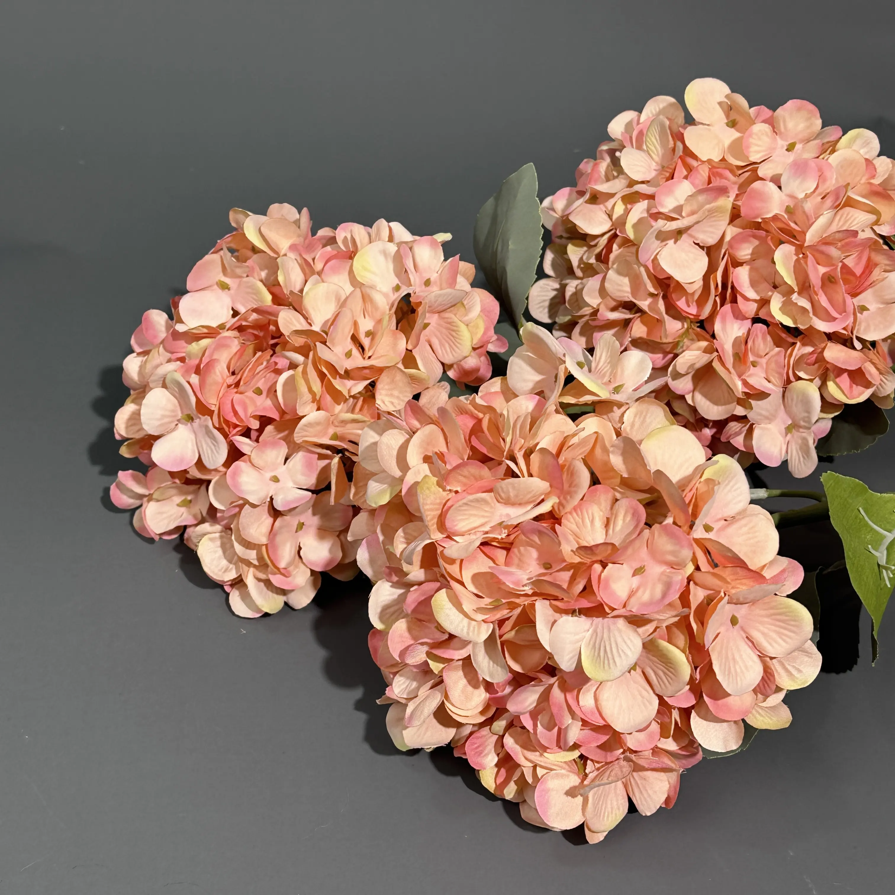 Hadiah Tahun Baru bunga buatan sutra cabang tunggal bunga hydrangea digunakan untuk pernikahan, rumah, pesta dekorasi, dan hadiah