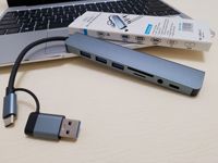 Hub USB 8-en-1 multiport avec support de lecture TF/PD, audio USB 3,5 mm, et ports Type-C pour ordinateur