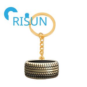 Llavero de metal personalizado al por mayor con diseño de mini neumático esmaltado, llavero 3D de rueda de coche, turbocompresor, colgante para llaves de auto - Product Image 4