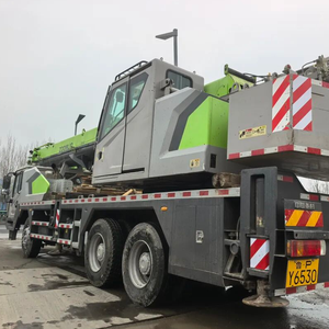 Grue sur camion Zoomlion de 25 tonnes, hauteur de levage de 60 m, grue mobile tout-terrain, poids de 33240 kg, certifiée EPA, modèle 2023 - Product Image 2