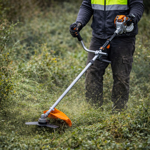 Débroussailleuse à essence MYOYT GBC2602 26cc 0.75KW Moteur 2 temps refroidi par air Lame 3T 255mm Diamètre de coupe 430mm - Product Image 2