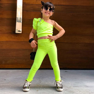 Conjunto de Ropa para Niñas Pequeñas a la Moda, Top de Manga Abullonada con Hombros Caídos y Pantalones, Conjunto de 2 Piezas - Product Image 6