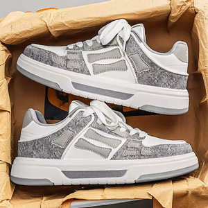 Zapatillas deportivas informales de diseño de alta gama, zapatillas para caminar, suelas gruesas, zapatillas deportivas informales, zapatos para hombre, zapatos planos, zapatos para mujer - Product Image 1